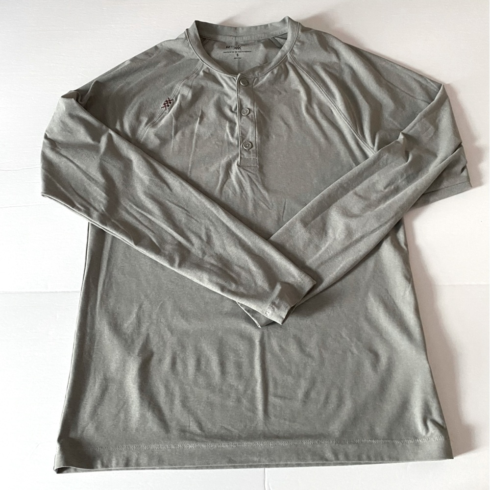 Rhone men’s performance Henley light gray long sleeve shirt